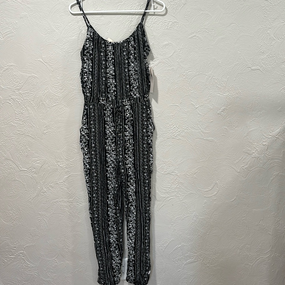 Kingston Grey Floral Print Black/Ivory Jogger Style Jumpsuit NWT Size Large